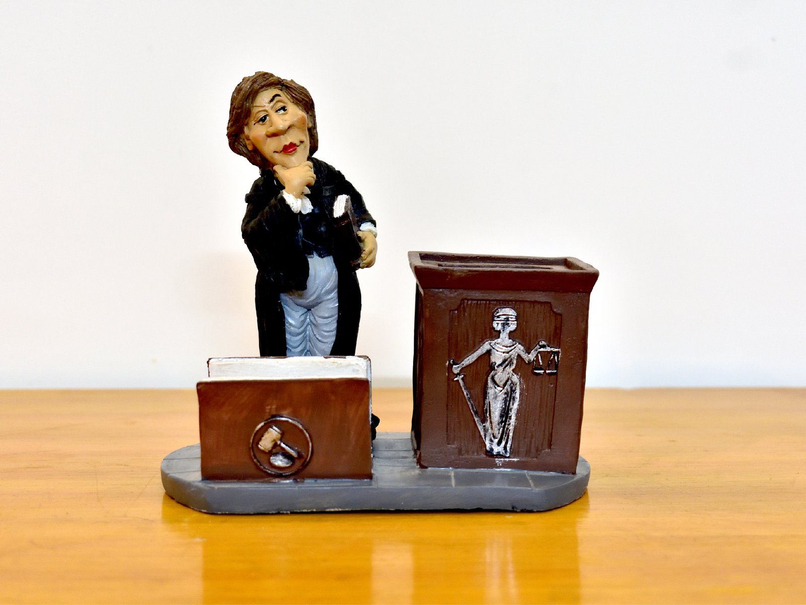 Lawyer - card holder 1